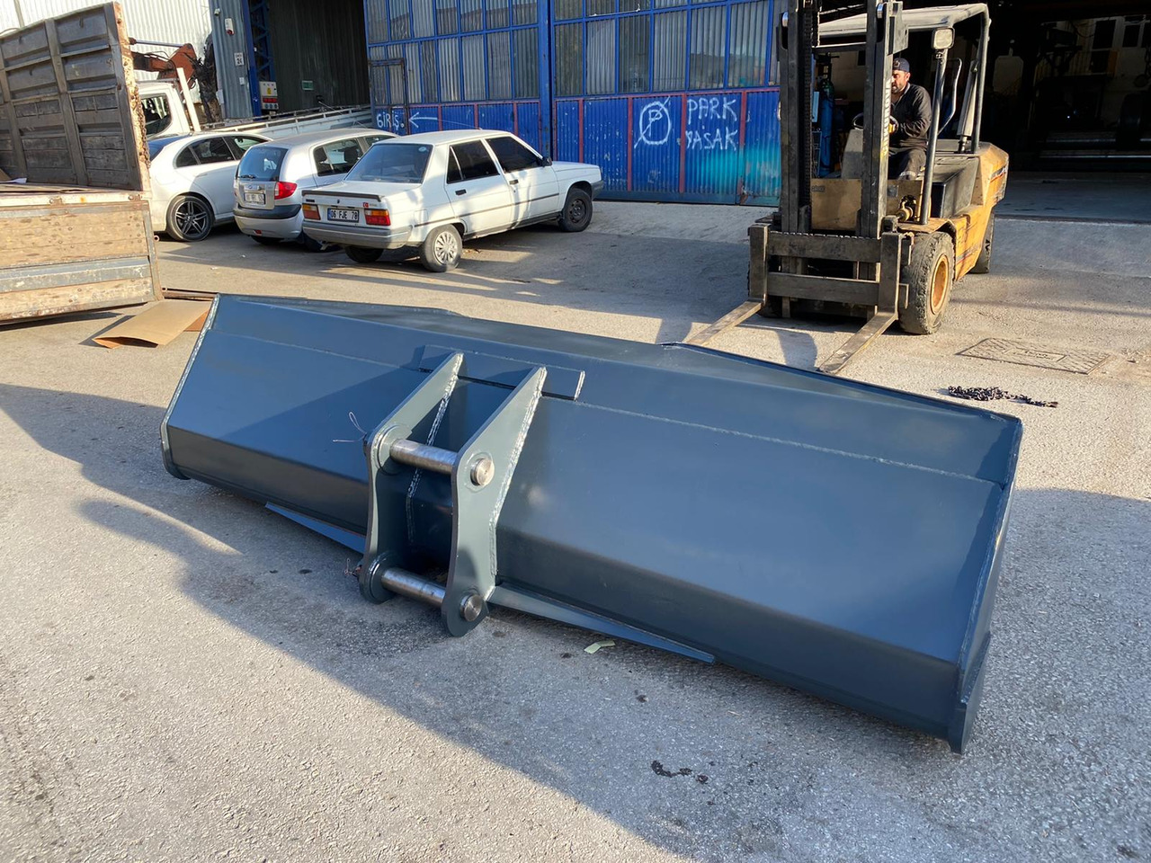 Komatsu PC200 - Lyžica pre rýpadlo pre Stavebné stroje: obrázok 4 Komatsu PC200 - Lyžica pre rýpadlo pre Stavebné stroje: obrázok 4