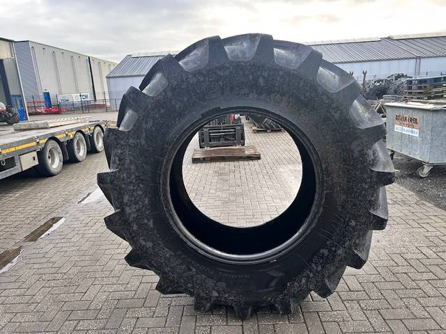 Michelin 650/75 R38 MachXbib Neu - Pneumatiky a disky pre Poľnohospodárske stroje: obrázok 3 Michelin 650/75 R38 MachXbib Neu - Pneumatiky a disky pre Poľnohospodárske stroje: obrázok 3