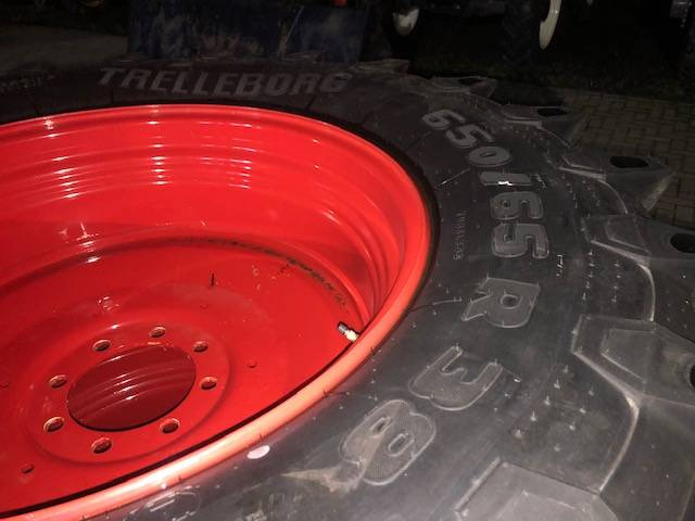 Pneumatiky a disky pre Poľnohospodárske stroje Trelleborg 650/65 R38 + 540/65 R28 TM800: obrázok 14