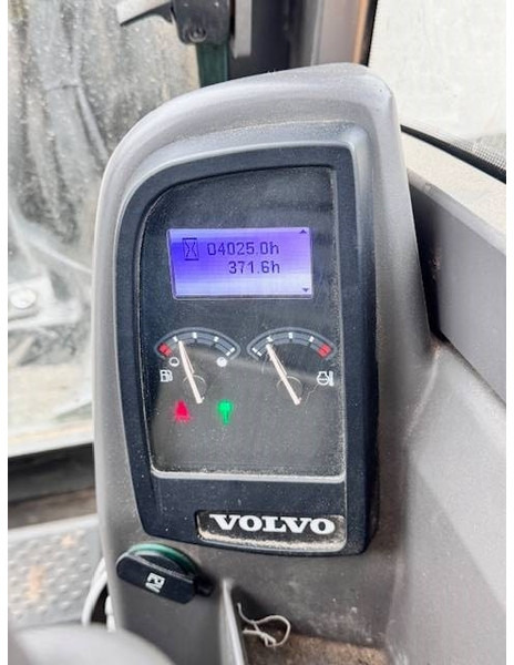 Volvo ECR35D, minikraan, 3.5 ton - Mini rýpadlo: obrázok 3 Volvo ECR35D, minikraan, 3.5 ton - Mini rýpadlo: obrázok 3
