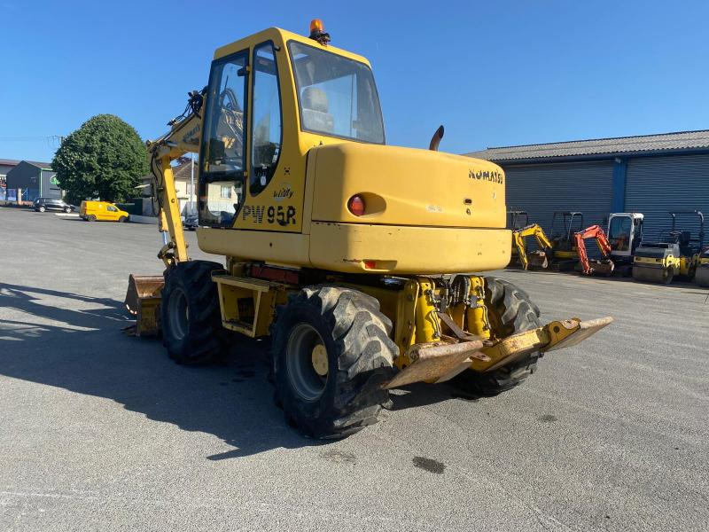 Komatsu PW95 - Kolesové rýpadlo: obrázok 2 Komatsu PW95 - Kolesové rýpadlo: obrázok 2
