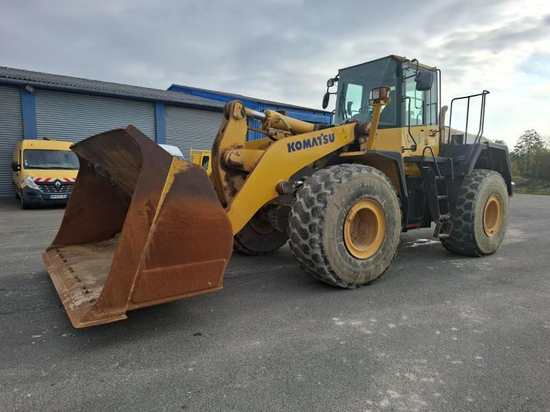 Komatsu WA480-6 - Kolesový nakladač: obrázok 4 Komatsu WA480-6 - Kolesový nakladač: obrázok 4