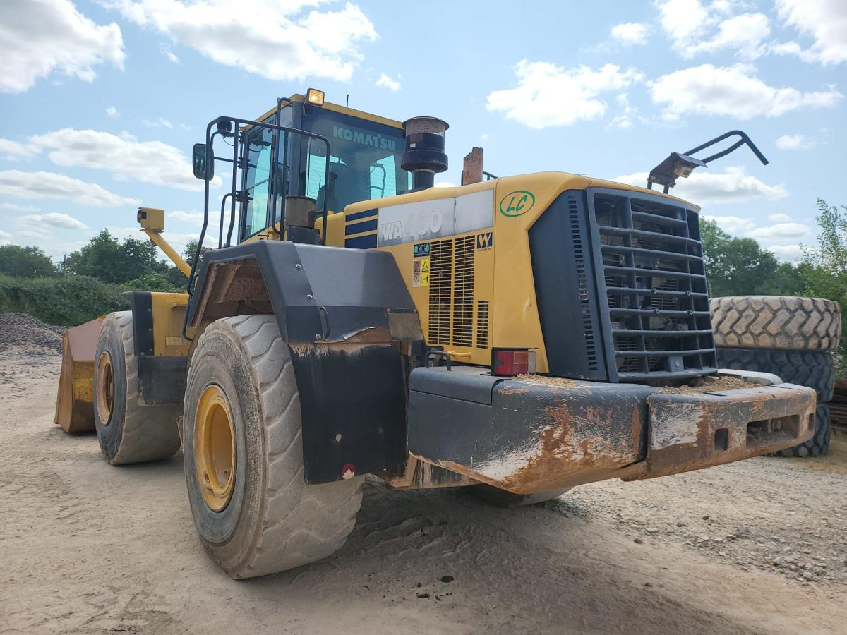 Komatsu WA480-6 - Kolesový nakladač: obrázok 4 Komatsu WA480-6 - Kolesový nakladač: obrázok 4