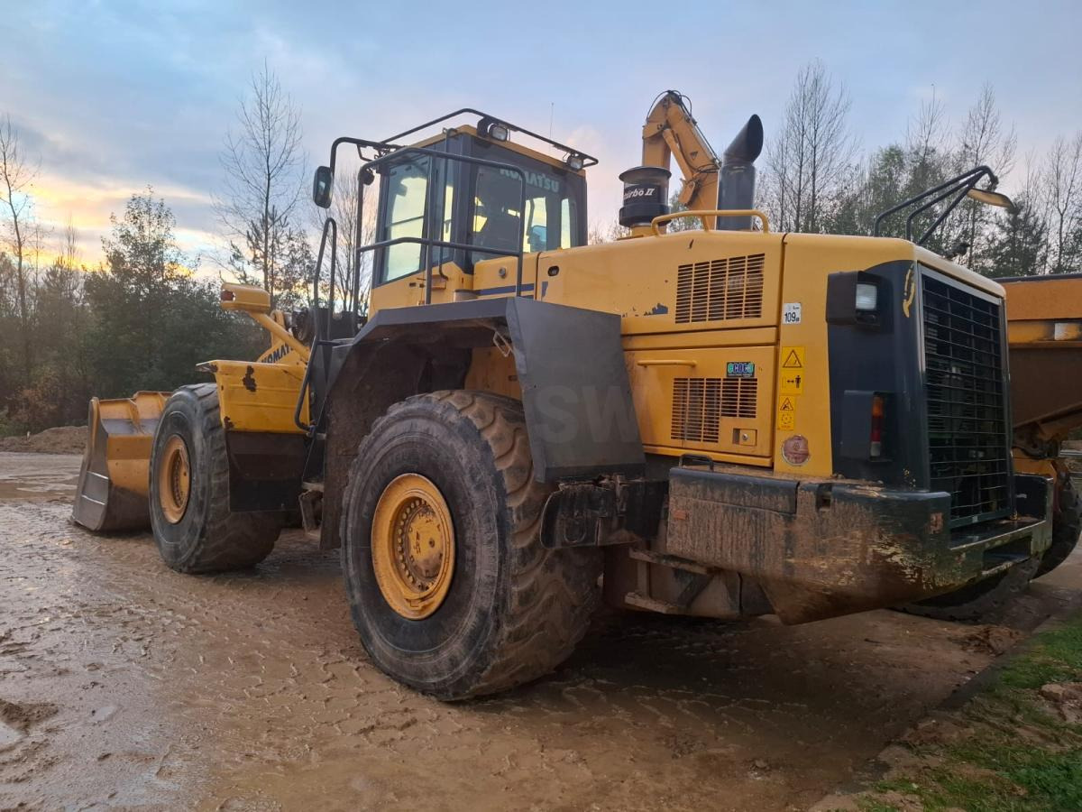 Komatsu WA500-6 - Kolesový nakladač: obrázok 2 Komatsu WA500-6 - Kolesový nakladač: obrázok 2