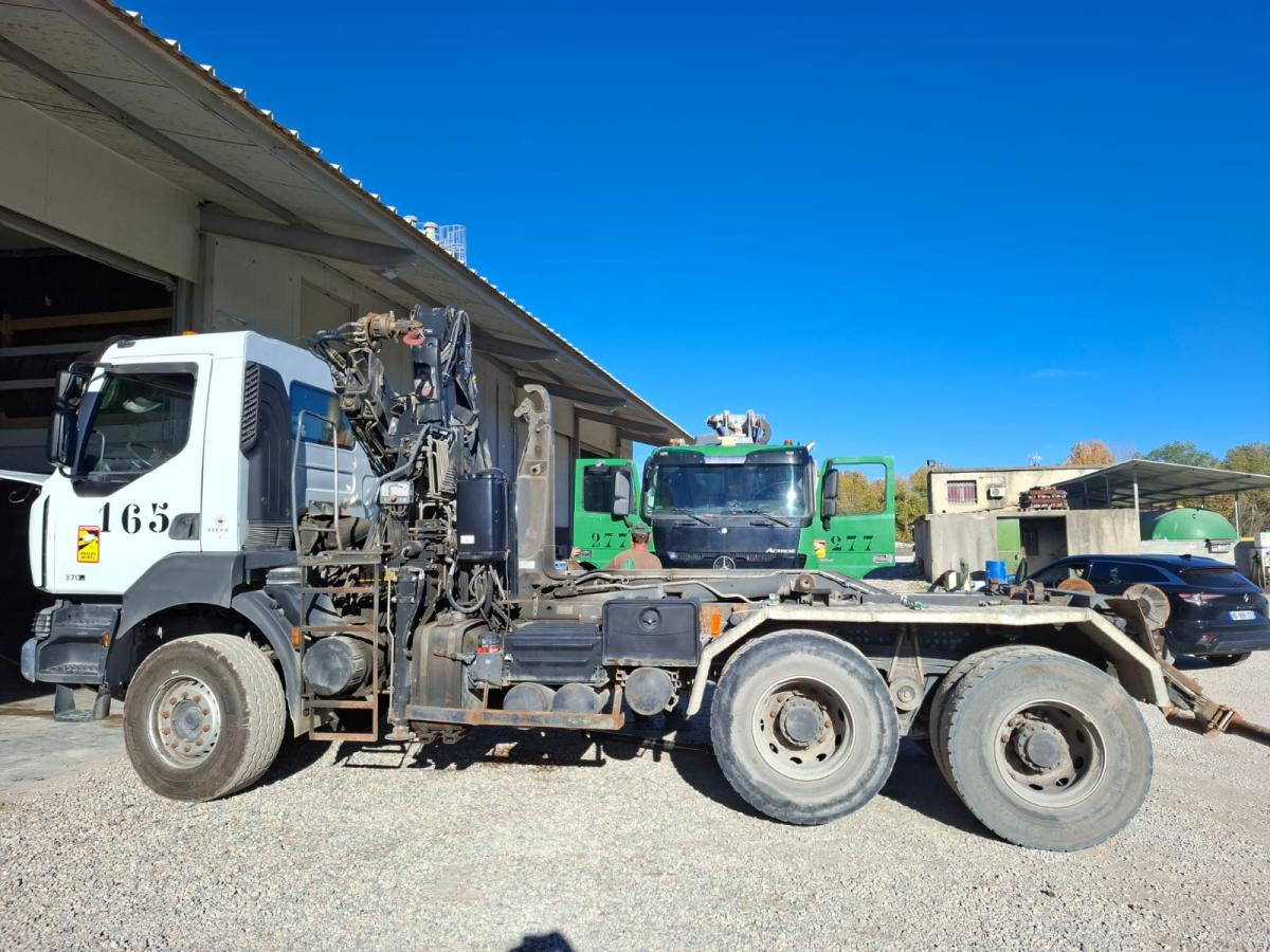 Renault 370 DXI - Hákový nosič kontajnerov, Auto s hydraulickou rukou: obrázok 4 Renault 370 DXI - Hákový nosič kontajnerov, Auto s hydraulickou rukou: obrázok 4