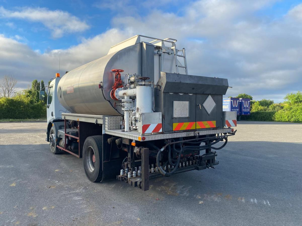 Renault Premium 300 CV - Cisternové vozidlo: obrázok 5 Renault Premium 300 CV - Cisternové vozidlo: obrázok 5