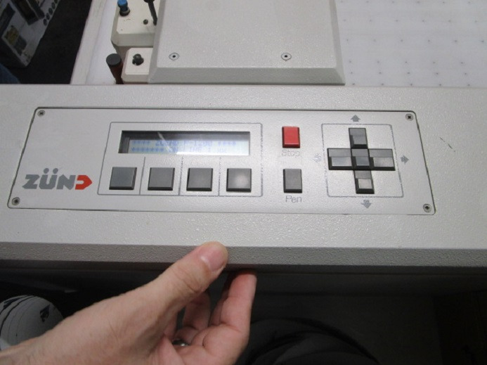 SCHNEIDEPLOTTER ZÜND P-1200 PLUS - Rezačka na papier: obrázok 4 SCHNEIDEPLOTTER ZÜND P-1200 PLUS - Rezačka na papier: obrázok 4