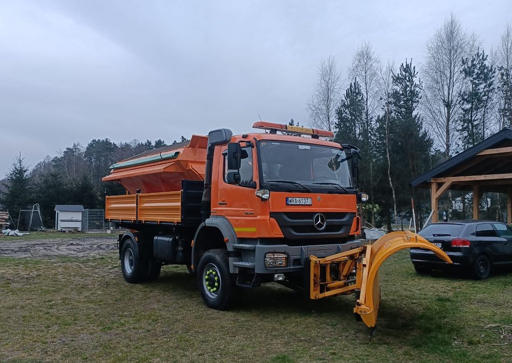 Mercedes-Benz Axor 1824 - Vozidlo na odpratávanie snehu: obrázok 4 Mercedes-Benz Axor 1824 - Vozidlo na odpratávanie snehu: obrázok 4