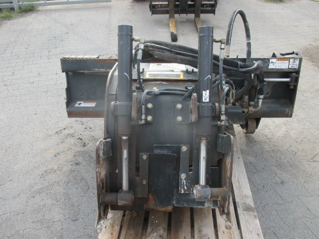 Bobcat 18 PLA - Skrejper: obrázok 5 Bobcat 18 PLA - Skrejper: obrázok 5