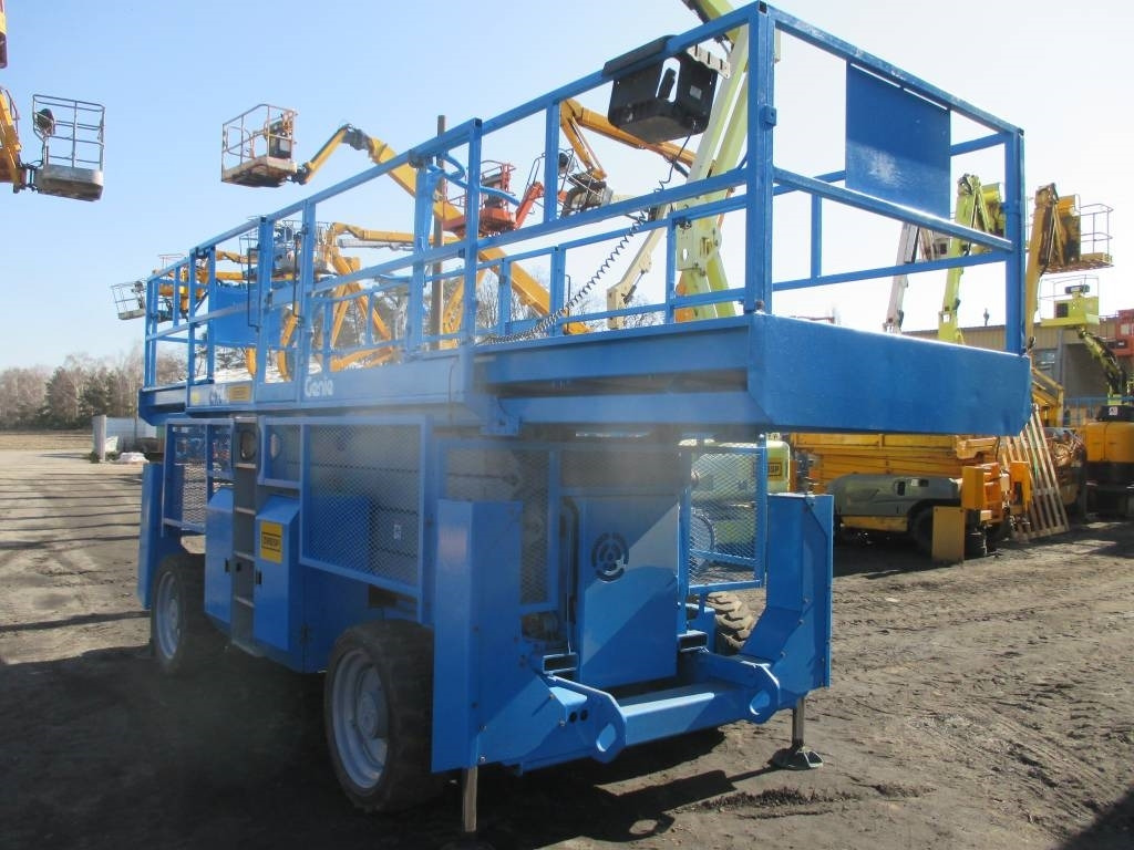 Genie GS 4390 RT - Samohybná plošiny: obrázok 4 Genie GS 4390 RT - Samohybná plošiny: obrázok 4