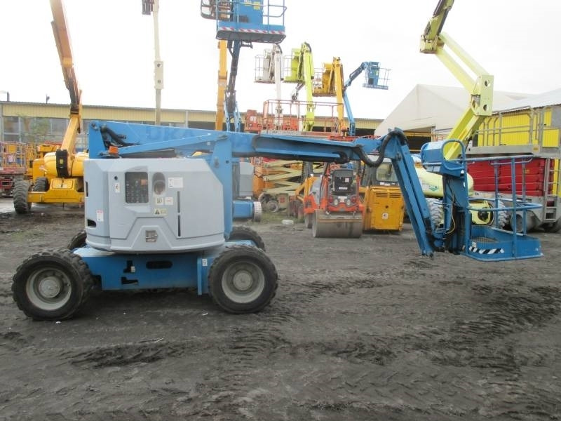 Genie Z 34/22 RT - Kĺbová pracovná plošina: obrázok 4 Genie Z 34/22 RT - Kĺbová pracovná plošina: obrázok 4