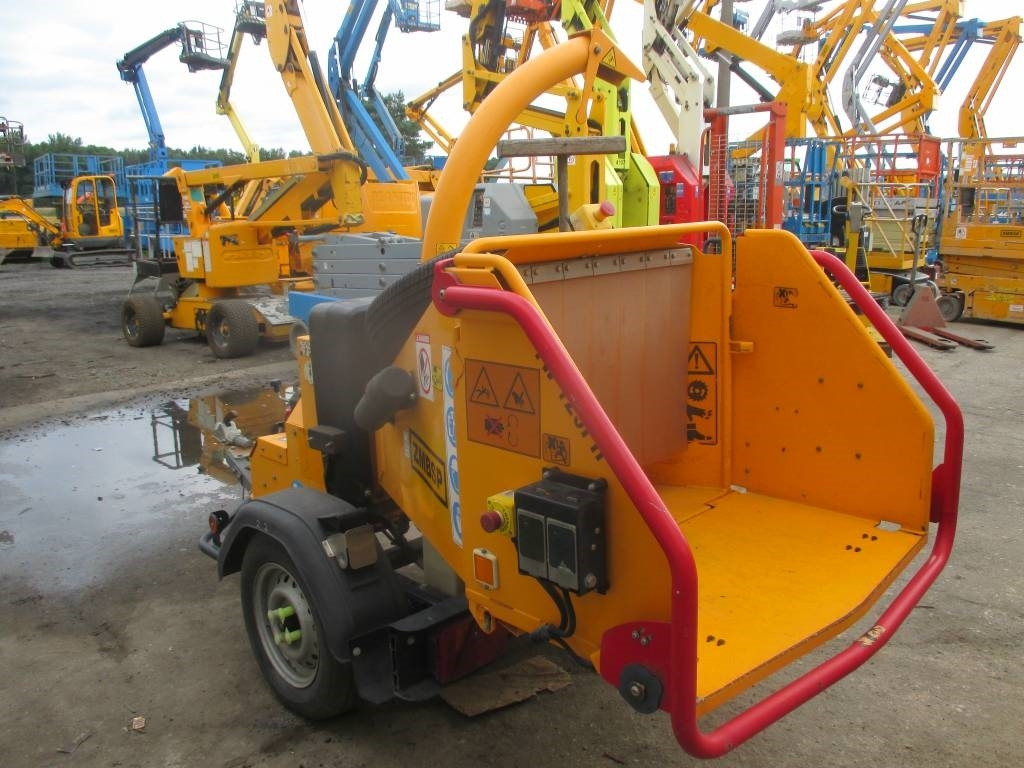 Timberwolf TW125PH - Drtič konárov: obrázok 4 Timberwolf TW125PH - Drtič konárov: obrázok 4