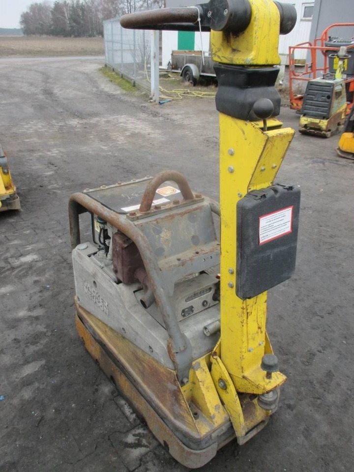 Wacker Neuson DPU 4545 HE - Vibračná doska: obrázok 4 Wacker Neuson DPU 4545 HE - Vibračná doska: obrázok 4