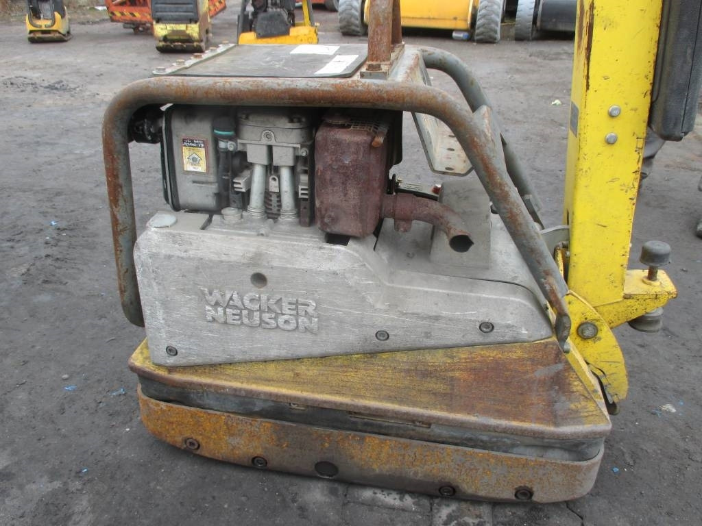Wacker Neuson DPU 4545 HE - Vibračná doska: obrázok 5 Wacker Neuson DPU 4545 HE - Vibračná doska: obrázok 5