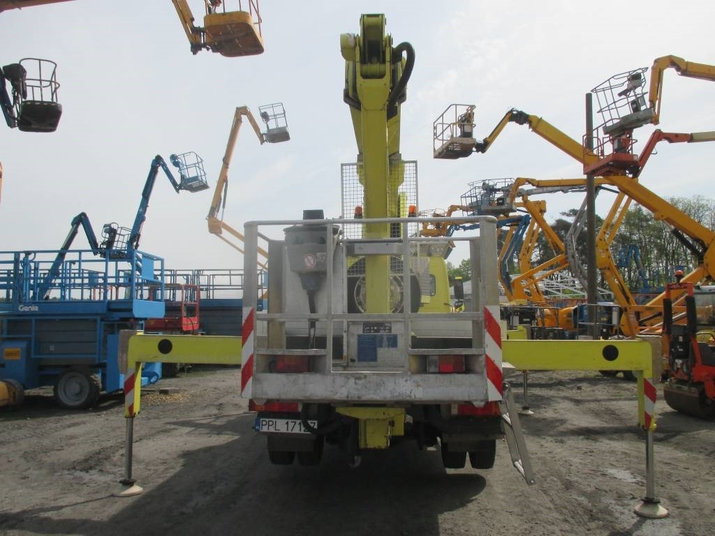 Wumag WT 230 - Automobilová plošina: obrázok 4 Wumag WT 230 - Automobilová plošina: obrázok 4