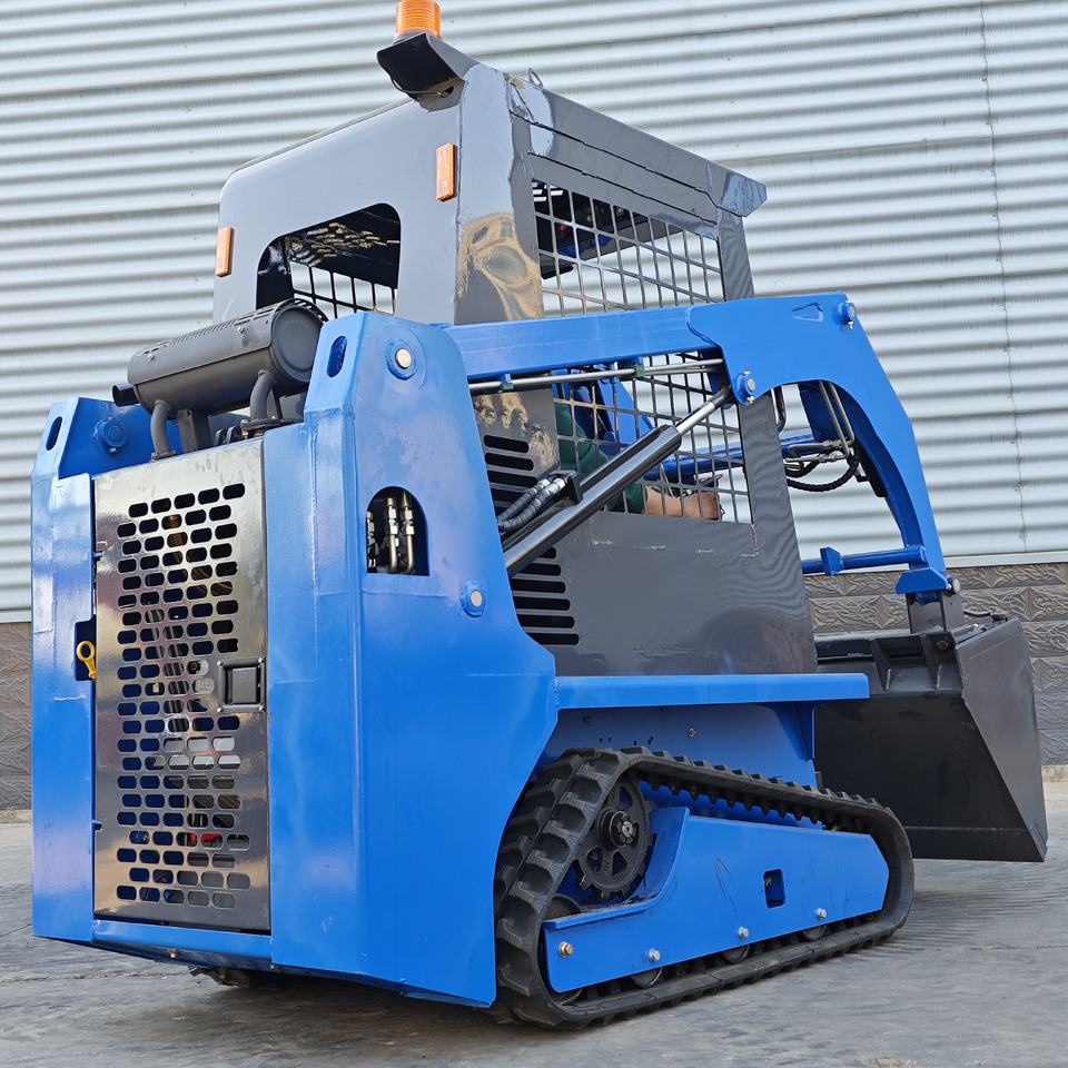 LEZUM LA670 Skid Steer Euro 5/Epa Engine Kubota Mini Small Skid Steer Loader For Sale - Šmykom riadený nakladač: obrázok 5 LEZUM LA670 Skid Steer Euro 5/Epa Engine Kubota Mini Small Skid Steer Loader For Sale - Šmykom riadený nakladač: obrázok 5