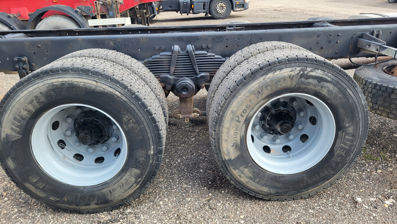 Podvozek s kabinou SCANIA R124 420 6X4: obrázok 10 Podvozek s kabinou SCANIA R124 420 6X4: obrázok 10