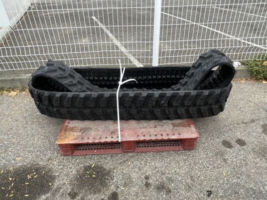 Chenilles neuves - Pásy: obrázok 1 Chenilles neuves - Pásy: obrázok 1