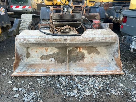 Godet de curage tilt Mecalac - Lyžica pre rýpadlo: obrázok 4 Godet de curage tilt Mecalac - Lyžica pre rýpadlo: obrázok 4