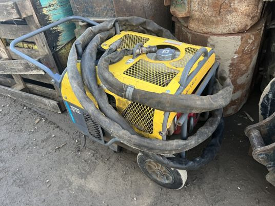 Groupe hydraulique atlas copco - Stavebné zariadenia: obrázok 3 Groupe hydraulique atlas copco - Stavebné zariadenia: obrázok 3