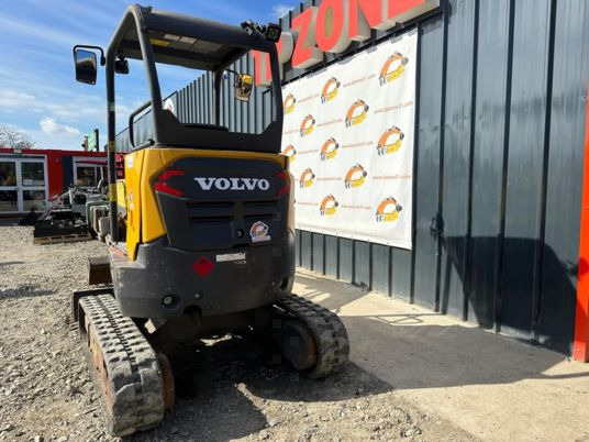 Volvo ECR25D à 23900 euros HT - Mini rýpadlo: obrázok 2 Volvo ECR25D à 23900 euros HT - Mini rýpadlo: obrázok 2