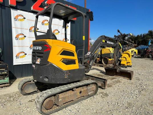 Volvo ECR25D à 23900 euros HT - Mini rýpadlo: obrázok 3 Volvo ECR25D à 23900 euros HT - Mini rýpadlo: obrázok 3