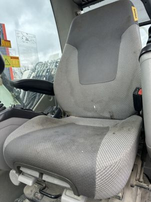 Kolesové rýpadlo Volvo EW140D à 34900 € HT: obrázok 8 Kolesové rýpadlo Volvo EW140D à 34900 € HT: obrázok 8