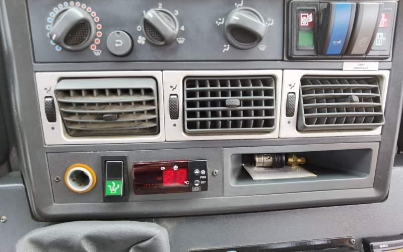 Prímestský autobus Iveco Indcar Mago 33 *klima*: obrázok 28