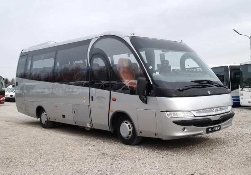 Iveco Indcar Mago 33 *klima* - Prímestský autobus: obrázok 1 Iveco Indcar Mago 33 *klima* - Prímestský autobus: obrázok 1