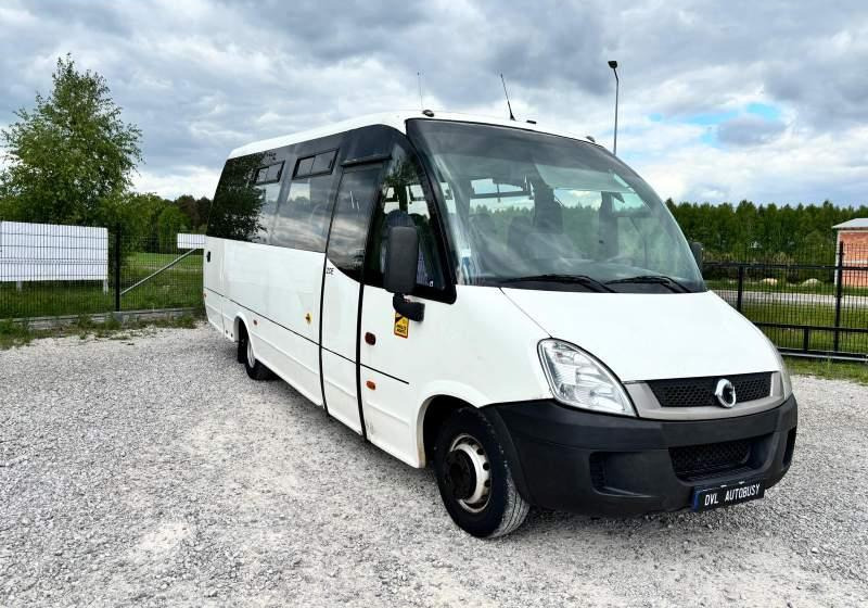 Iveco Indcar Wing euro 5 - Prímestský autobus: obrázok 1 Iveco Indcar Wing euro 5 - Prímestský autobus: obrázok 1