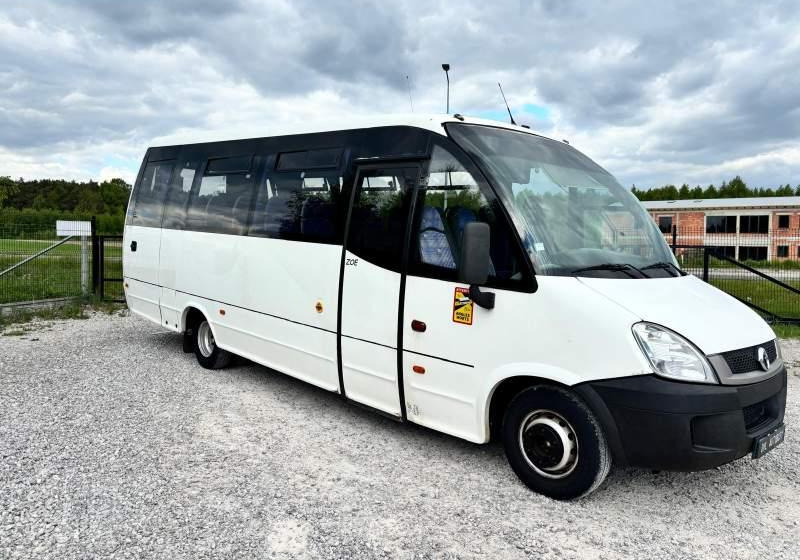 Iveco Indcar Wing euro 5 - Prímestský autobus: obrázok 4 Iveco Indcar Wing euro 5 - Prímestský autobus: obrázok 4
