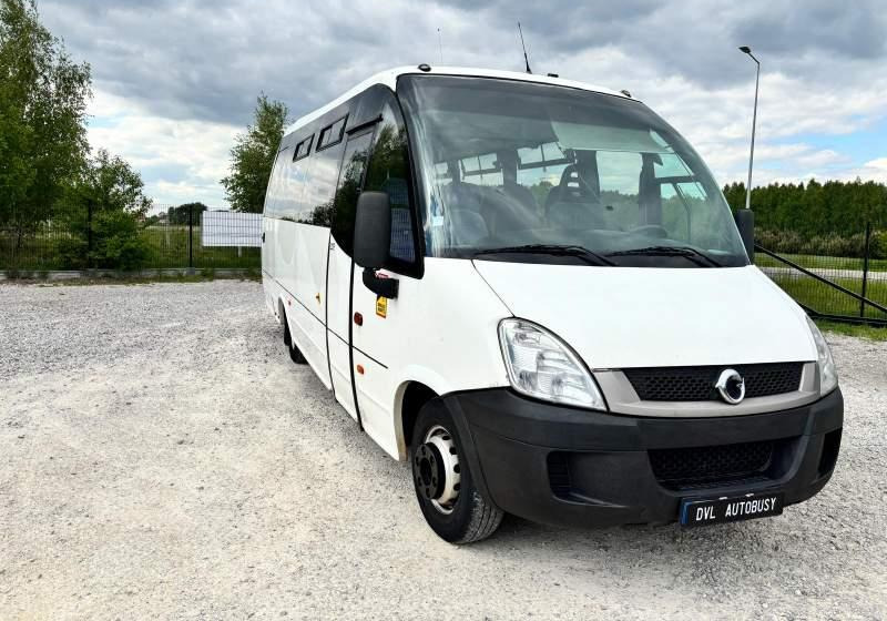 Iveco Indcar Wing euro 5 - Prímestský autobus: obrázok 5 Iveco Indcar Wing euro 5 - Prímestský autobus: obrázok 5