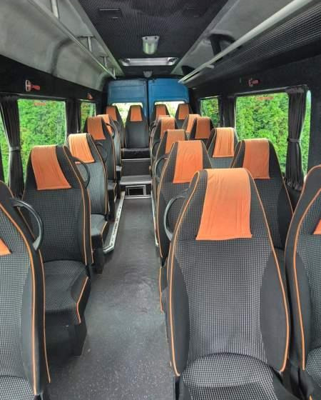 Mercedes-Benz Sprinter 413 CDI 20+6 - Prímestský autobus: obrázok 2 Mercedes-Benz Sprinter 413 CDI 20+6 - Prímestský autobus: obrázok 2