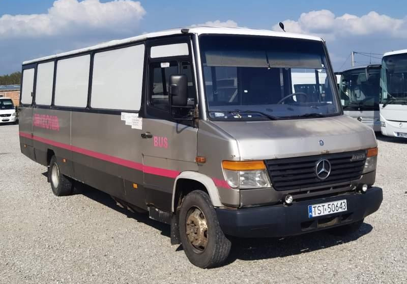Mercedes-Benz Vario 814D 37+5 - Prímestský autobus: obrázok 2 Mercedes-Benz Vario 814D 37+5 - Prímestský autobus: obrázok 2