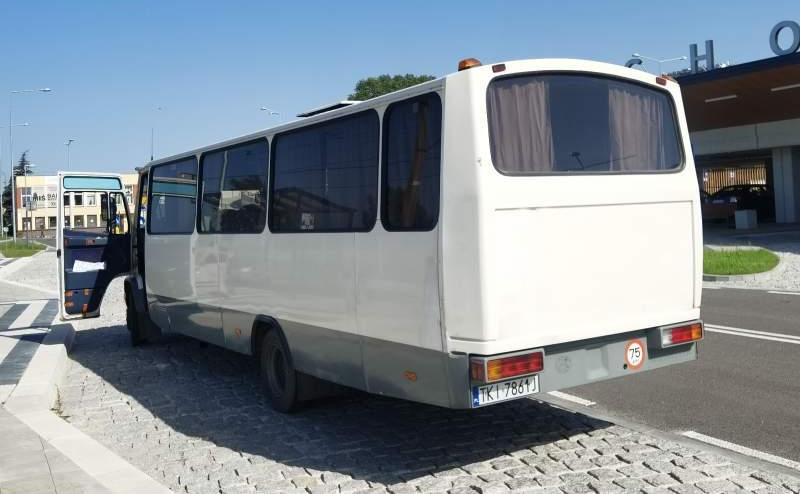 Mercedes-Benz Vario 814D 38+12 - Prímestský autobus: obrázok 5 Mercedes-Benz Vario 814D 38+12 - Prímestský autobus: obrázok 5