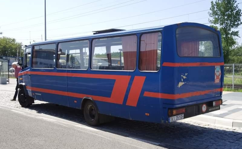 Mercedes-Benz Vario 814D 38+14 - Prímestský autobus: obrázok 2 Mercedes-Benz Vario 814D 38+14 - Prímestský autobus: obrázok 2