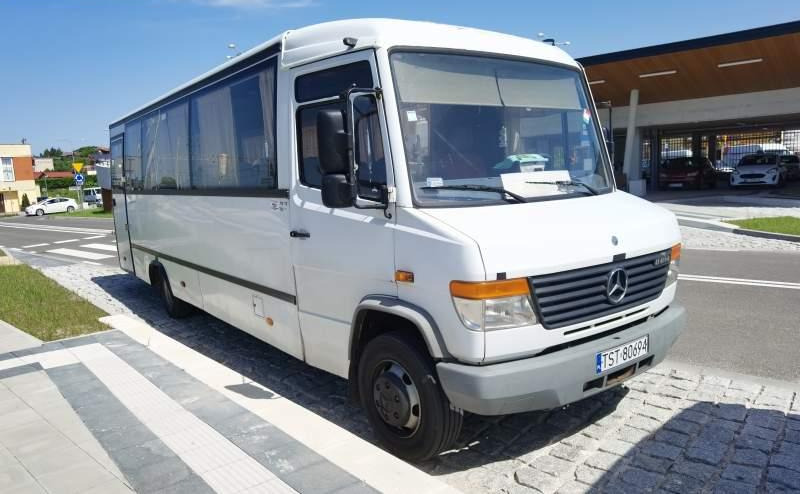 Mercedes-Benz Vario 814D 38+15 - Prímestský autobus: obrázok 2 Mercedes-Benz Vario 814D 38+15 - Prímestský autobus: obrázok 2