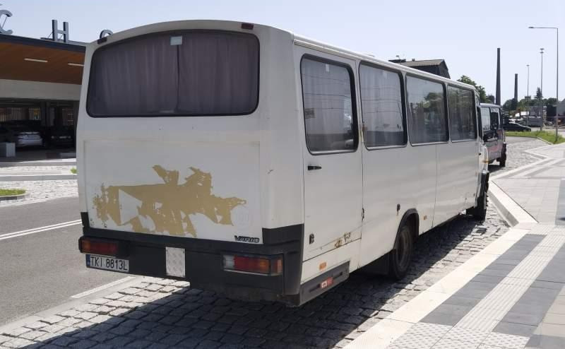 Mercedes-Benz Vario 814D 39+12 - Prímestský autobus: obrázok 3 Mercedes-Benz Vario 814D 39+12 - Prímestský autobus: obrázok 3