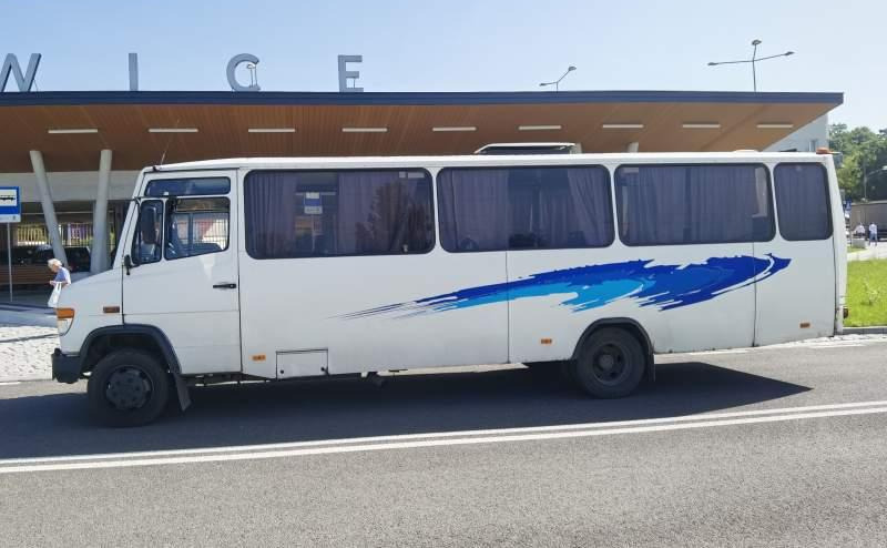Mercedes-Benz Vario 815D 39+14 - Prímestský autobus: obrázok 3 Mercedes-Benz Vario 815D 39+14 - Prímestský autobus: obrázok 3