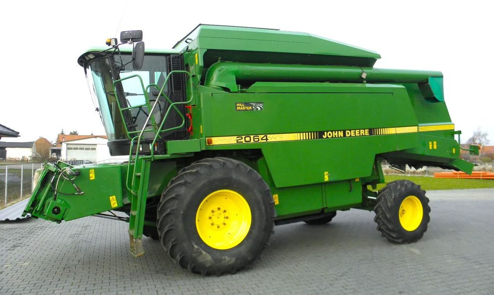 John Deere 2064 HM 1996 Rok, Nie Malowany, UMOWA KUPNA -SPRZEDAZY - Obilný kombajn: obrázok 5 John Deere 2064 HM 1996 Rok, Nie Malowany, UMOWA KUPNA -SPRZEDAZY - Obilný kombajn: obrázok 5