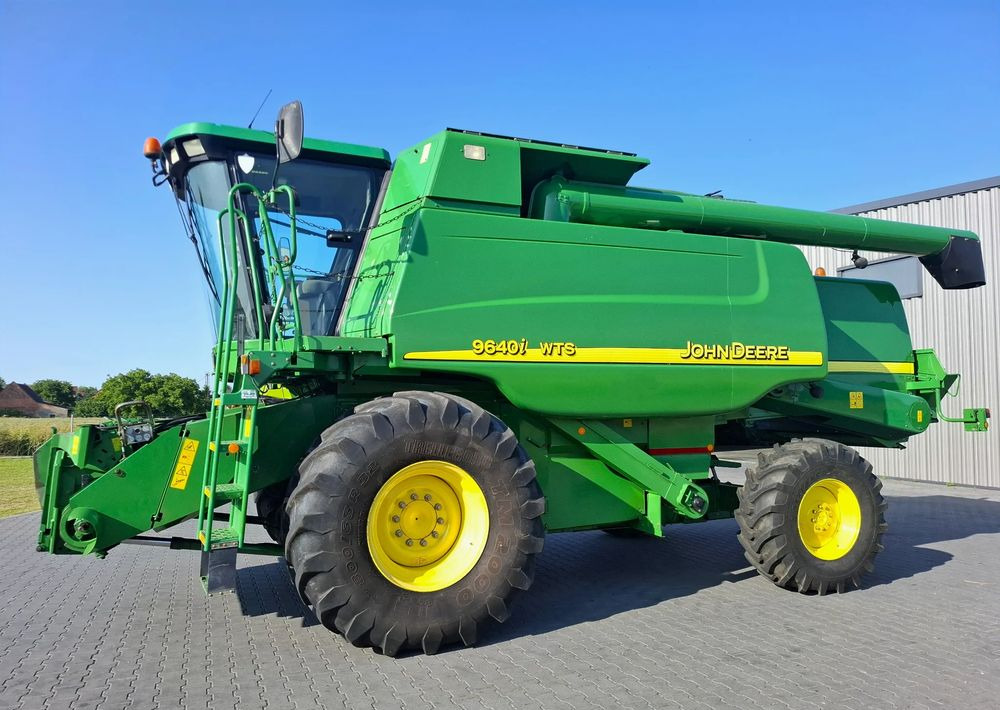 John Deere WTS 9640i 2005 Rok, heder 6,1m, Stol do rzepaku, Nie Malowany, Stan Bardzo Dobry - Obilný kombajn: obrázok 1 John Deere WTS 9640i 2005 Rok, heder 6,1m, Stol do rzepaku, Nie Malowany, Stan Bardzo Dobry - Obilný kombajn: obrázok 1