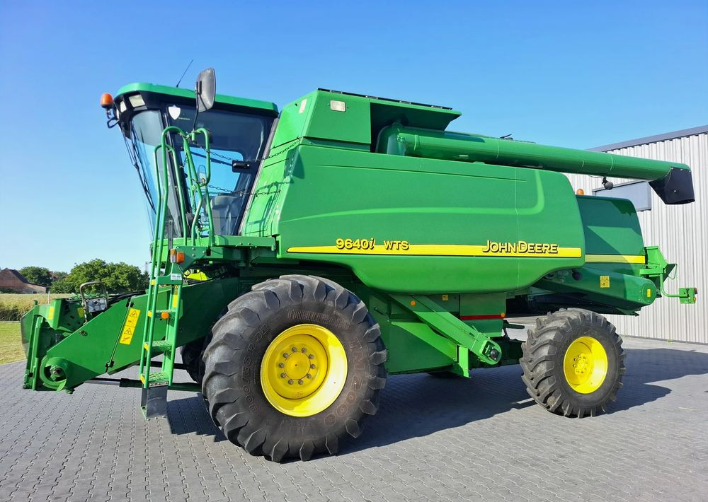 John Deere WTS 9640i 2005 Rok, heder 6,1m, Stol do rzepaku, Nie Malowany, Stan Bardzo Dobry - Obilný kombajn: obrázok 3 John Deere WTS 9640i 2005 Rok, heder 6,1m, Stol do rzepaku, Nie Malowany, Stan Bardzo Dobry - Obilný kombajn: obrázok 3