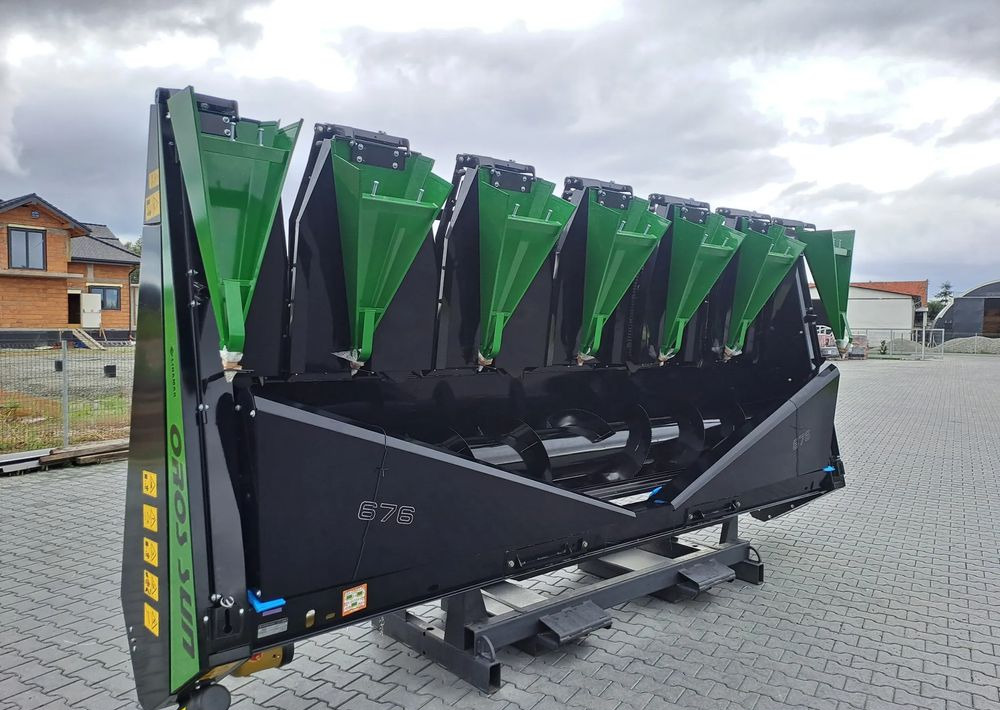 Oros Oros SUN 676 6 rzędowy, Nowe Przystawki do zbioru Słonecznika - Slnečnicový adaptér: obrázok 2 Oros Oros SUN 676 6 rzędowy, Nowe Przystawki do zbioru Słonecznika - Slnečnicový adaptér: obrázok 2