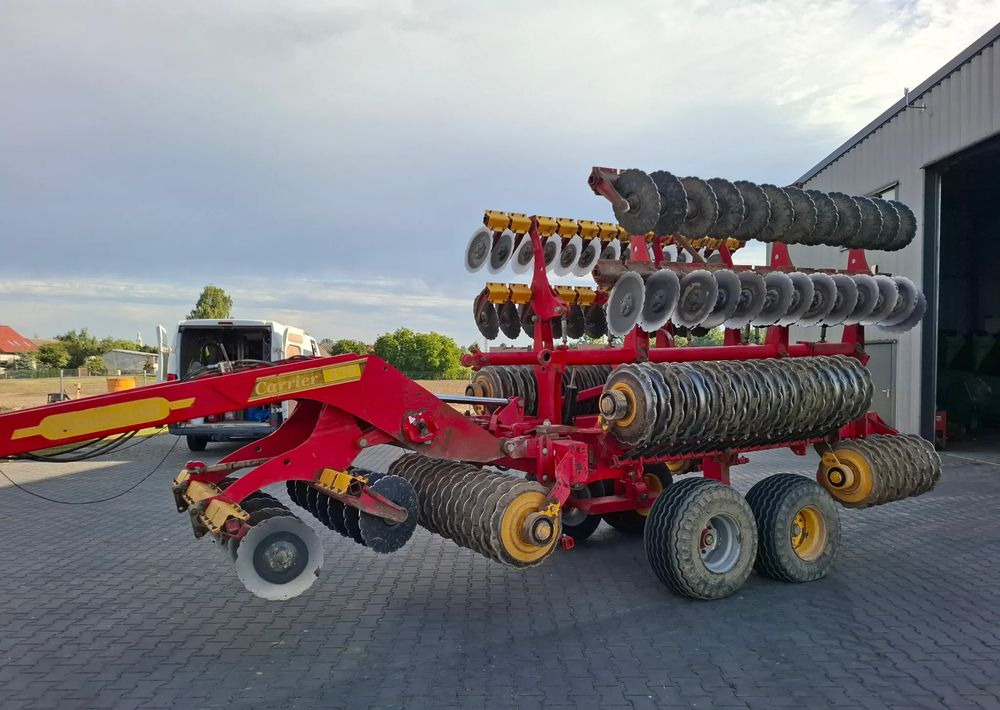 Väderstad Carrier 820 2011 rok , Nowe Talerze , Nie Malowany , Stan Bardzo Dobry - Stroj na obrábanie pôdy: obrázok 5 Väderstad Carrier 820 2011 rok , Nowe Talerze , Nie Malowany , Stan Bardzo Dobry - Stroj na obrábanie pôdy: obrázok 5