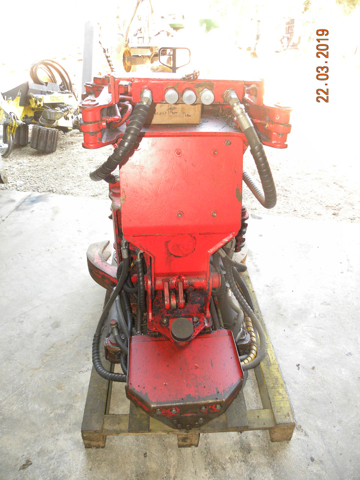 Naarva 1500-40E - Harvesterova hlava: obrázok 3 Naarva 1500-40E - Harvesterova hlava: obrázok 3