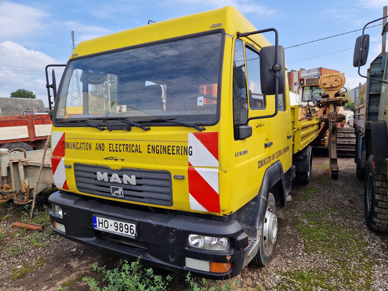 MAN Le 8.180 - Sklápač: obrázok 1 MAN Le 8.180 - Sklápač: obrázok 1