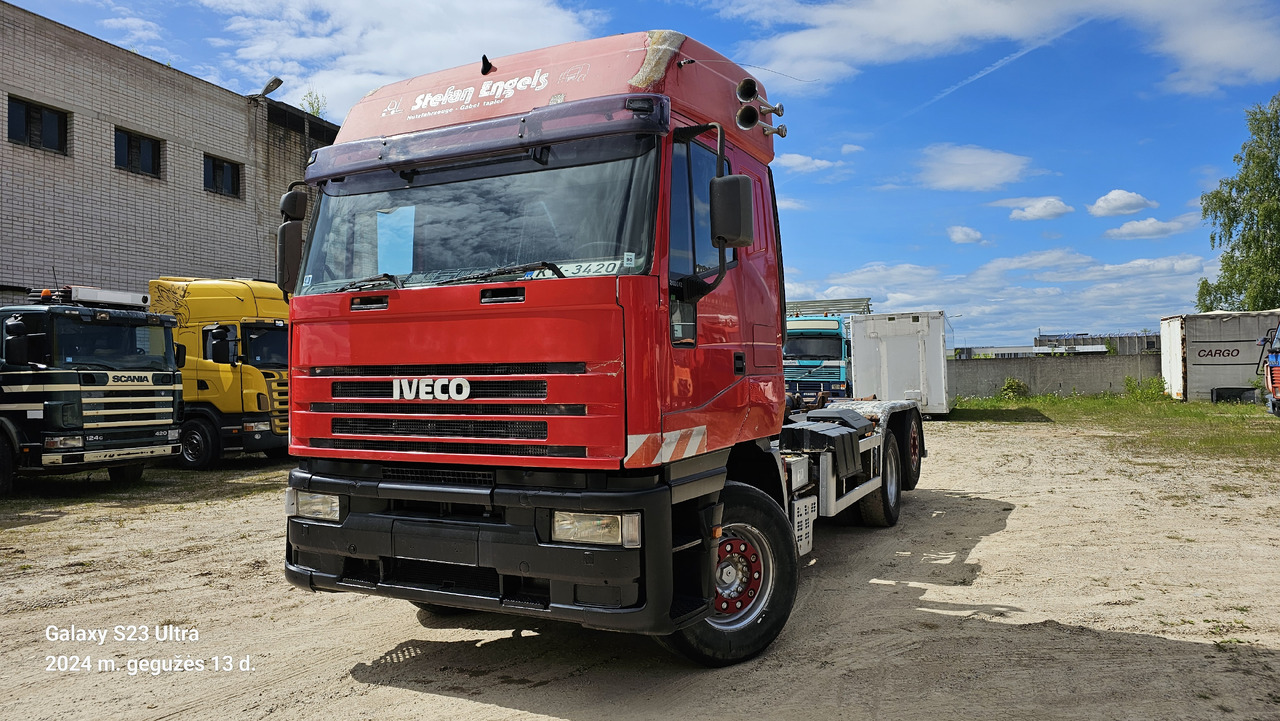 IVECO 240E42 6x2 - Hákový nosič kontajnerov: obrázok 2 IVECO 240E42 6x2 - Hákový nosič kontajnerov: obrázok 2