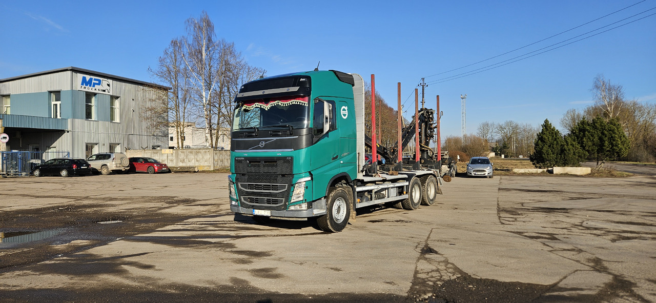 VOLVO FH - Nákladné vozidlo na prepravu dreva, Auto s hydraulickou rukou: obrázok 5 VOLVO FH - Nákladné vozidlo na prepravu dreva, Auto s hydraulickou rukou: obrázok 5