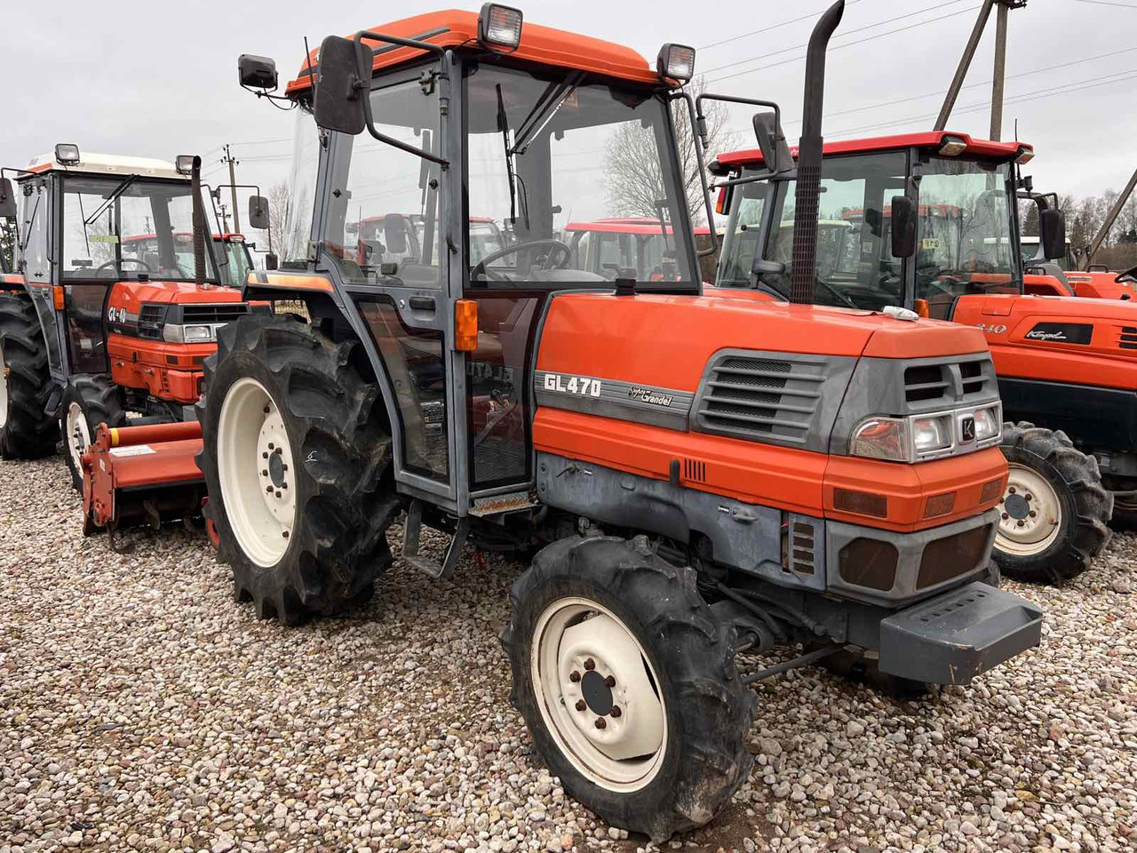 Kubota GL470 - Traktor: obrázok 2 Kubota GL470 - Traktor: obrázok 2