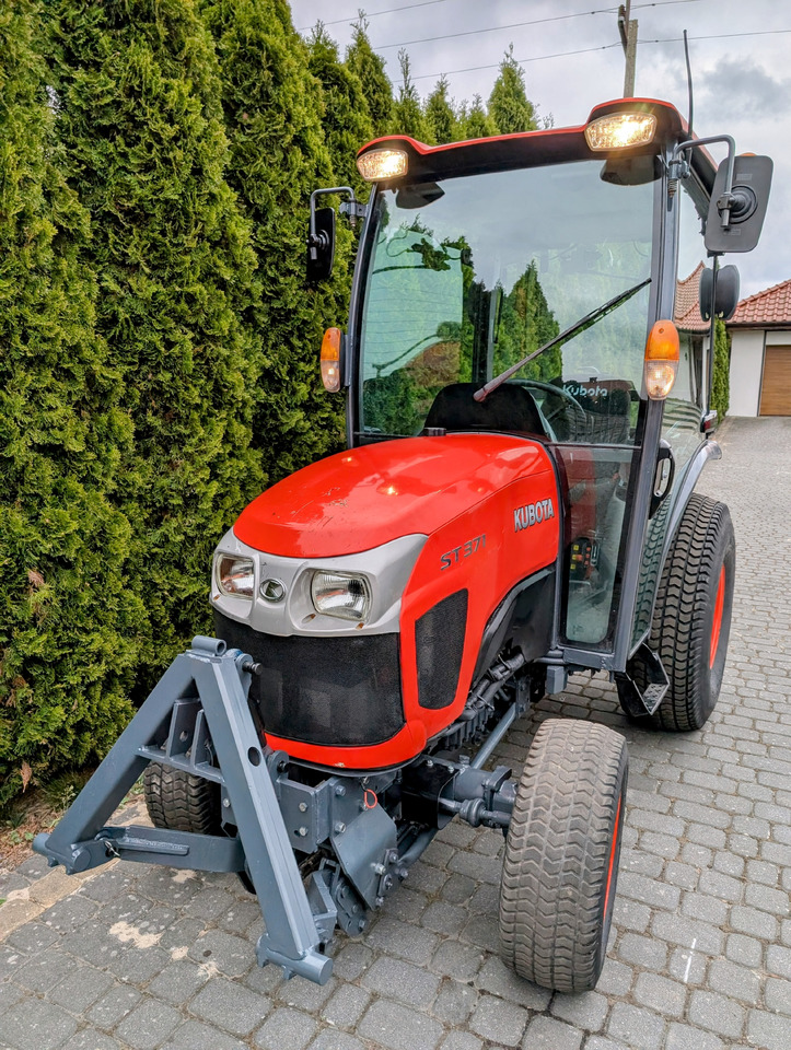 Kubota ST371 - Poľnohospodárske stroje: obrázok 2 Kubota ST371 - Poľnohospodárske stroje: obrázok 2